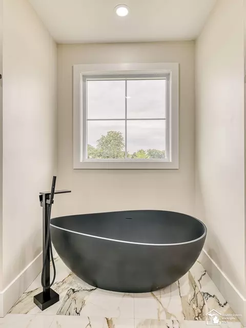 Bath - 2706 S Custer, Monroe, MI 48161 photo 3 of 11