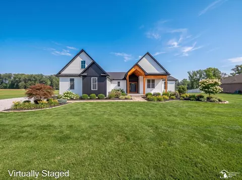 Exterior - 2706 S Custer, Monroe, MI 48161 photo 2 of 20