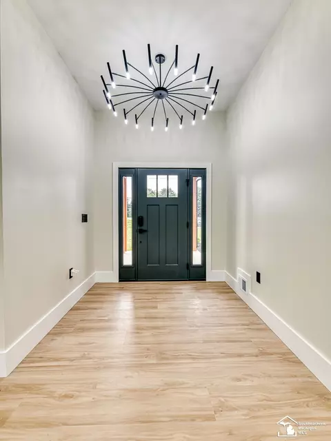 Entry Way - 2706 S Custer, Monroe, MI 48161 photo 1 of 4