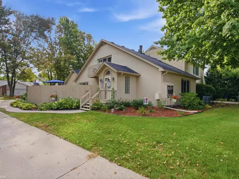 42297 Edward, Clinton Township, MI 48038