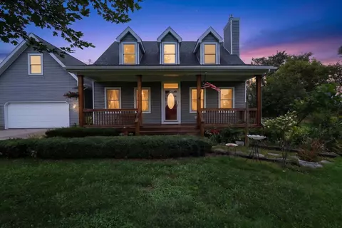 4910 Columbiaville, Columbiaville, MI 48421