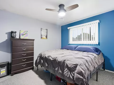 Bedroom - 27952 Thomas, Warren, MI 48092 photo 2 of 3