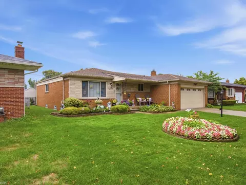 Exterior - 27952 Thomas, Warren, MI 48092 photo 6 of 7
