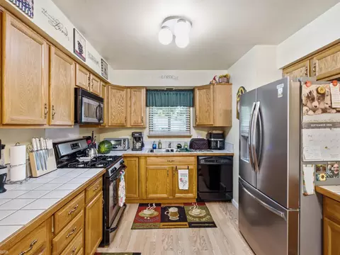 Kitchen - 27952 Thomas, Warren, MI 48092 photo 1 of 3