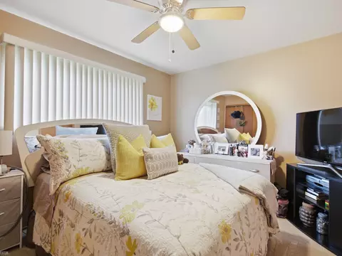 Bedroom - 27952 Thomas, Warren, MI 48092 photo 3 of 3