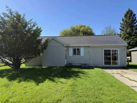 Exterior - 522 E Varnum, Munising, MI 49862 photo 1 of 5
