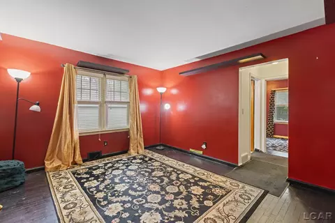 Entry Way - 355 Rogers, Adrian, MI 49221 photo 1 of 1