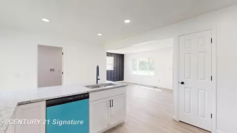 Other - 1245 E Outer, Saginaw, MI 48601 photo 5 of 10