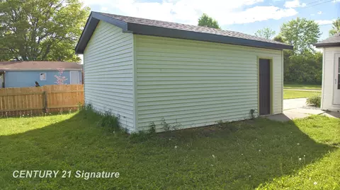 Exterior - 1245 E Outer, Saginaw, MI 48601 photo 3 of 6