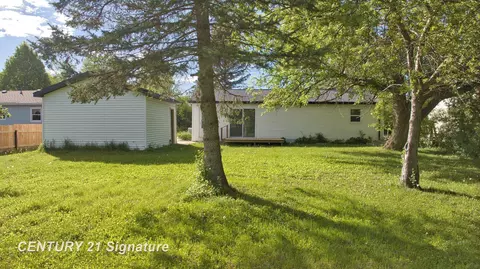 Exterior - 1245 E Outer, Saginaw, MI 48601 photo 4 of 6