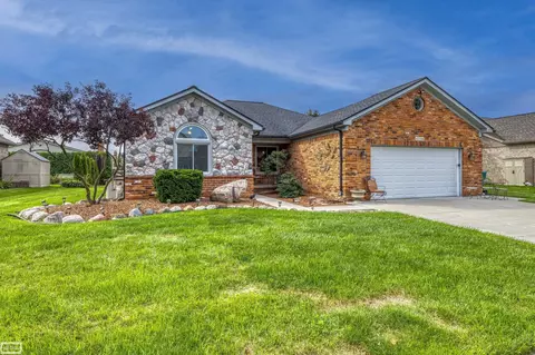 Exterior - 47788 Meadowbrook, Macomb, MI 48044 photo 3 of 12