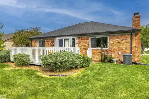 Exterior - 47788 Meadowbrook, Macomb, MI 48044 photo 8 of 12