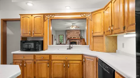 Kitchen - 6375 E Maple Ridge 37th, Rapid River, MI 49878 photo 3 of 5