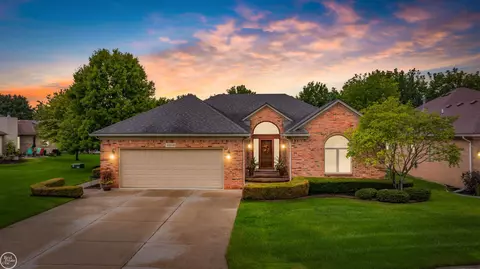 41813 Fairmouth Park, Clinton Township, MI 48038