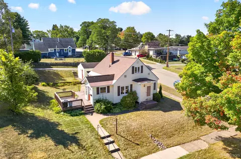 View/Area - 700 Poplar, Ishpeming, MI 49849 photo 3 of 4