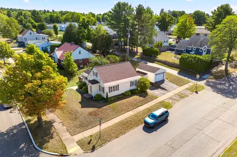 View/Area - 700 Poplar, Ishpeming, MI 49849 photo 2 of 4