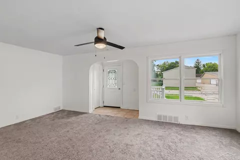 Living - 113 Maple, Auburn, MI 48611 photo 1 of 5