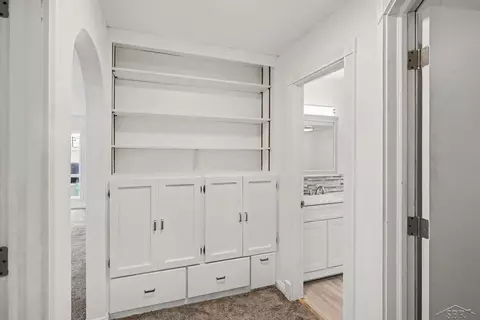 Entry Way - 113 Maple, Auburn, MI 48611 photo 1 of 1