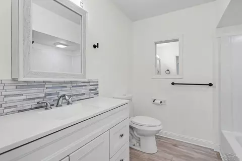 Bath - 113 Maple, Auburn, MI 48611 photo 2 of 4