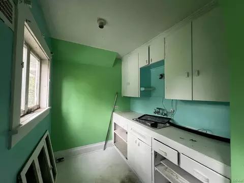 Kitchen - 135 N Mckenzie, Adrian, MI 49221 photo 3 of 3