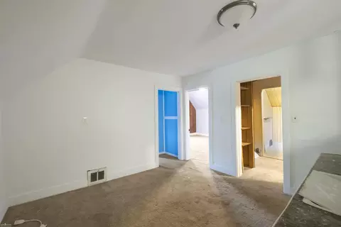 Bedroom - 830 Wilkinson, Owosso, MI 48867 photo 4 of 7