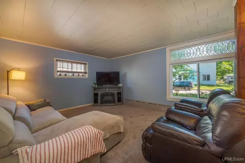 Living - 603 N 6th, Ishpeming, MI 49849 photo 2 of 2