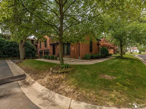Exterior - 66 Linswood, Monroe, MI 48162 photo 2 of 3