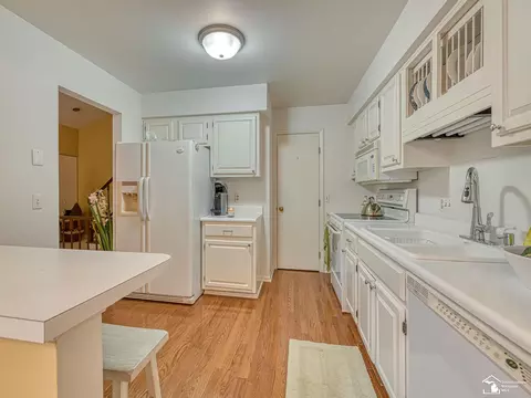 Kitchen - 66 Linswood, Monroe, MI 48162 photo 1 of 3