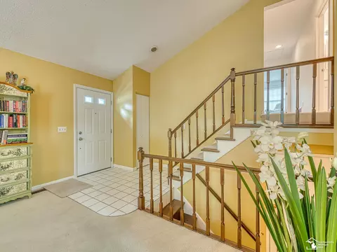 Entry Way - 66 Linswood, Monroe, MI 48162 photo 1 of 3