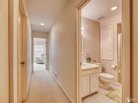 Entry Way - 66 Linswood, Monroe, MI 48162 photo 3 of 3