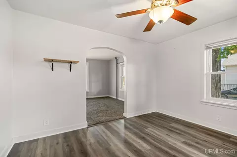 Living - 726 Maurice, Ishpeming, MI 49849 photo 5 of 5
