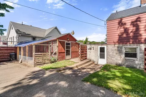 Exterior - 726 Maurice, Ishpeming, MI 49849 photo 4 of 4
