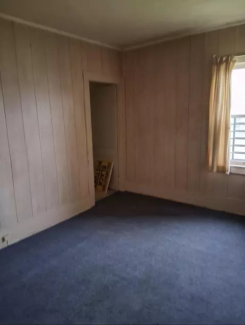 Bedroom - 818 E Dewey, Flint, MI 48505 photo 1 of 5