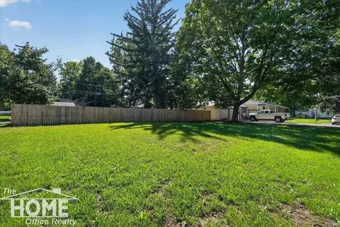 Exterior - 315 E Main, Vernon, MI 48476 photo 6 of 7