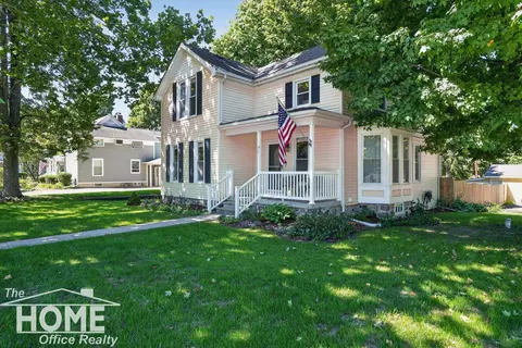 Exterior - 315 E Main, Vernon, MI 48476 photo 2 of 7