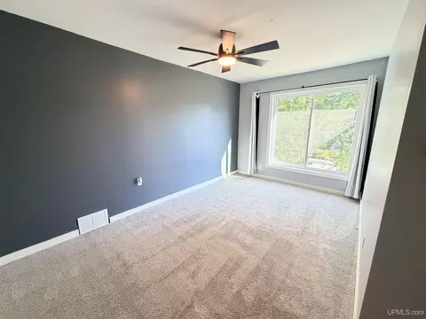 Bedroom - 805 N 5th, Ishpeming, MI 49849 photo 4 of 10