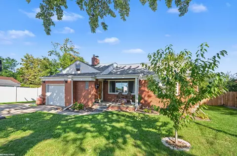 28408 Hughes, Saint Clair Shores, MI 48081