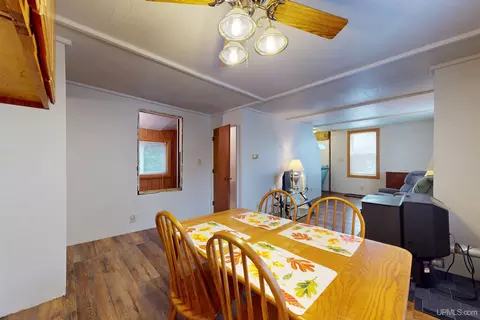Dining - 105 E Johnson, Ishpeming, MI 49849 photo 2 of 3