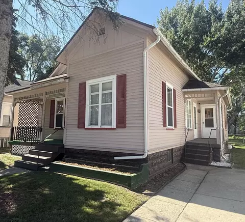 510 S Wenona, Bay City, MI 48706
