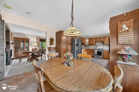 Dining - 3267 Atlas, Davison, MI 48423 photo 4 of 4