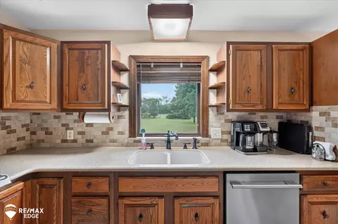 Kitchen - 3267 Atlas, Davison, MI 48423 photo 2 of 5