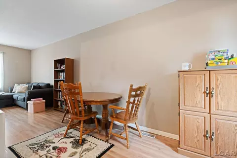 Dining - 318 E Hunt, Adrian, MI 49221 photo 2 of 2