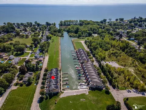 View/Area - 3142 Charm Hbr, Monroe, MI 48162 photo 3 of 11