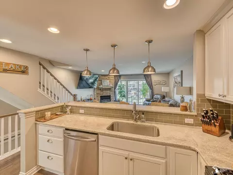 Kitchen - 3142 Charm Hbr, Monroe, MI 48162 photo 2 of 2