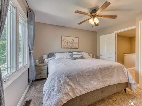 Bedroom - 3142 Charm Hbr, Monroe, MI 48162 photo 4 of 4