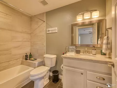 Bath - 3142 Charm Hbr, Monroe, MI 48162 photo 3 of 4