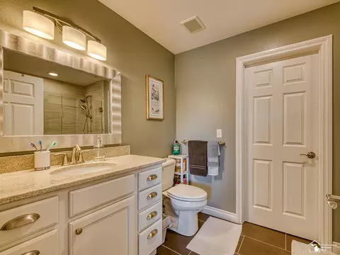 Bath - 3142 Charm Hbr, Monroe, MI 48162 photo 2 of 4
