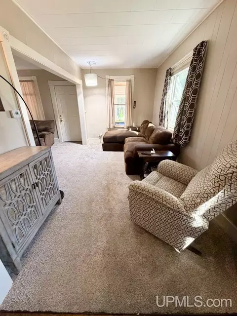 Living - 590 Jasper, Ishpeming, MI 49849 photo 4 of 4