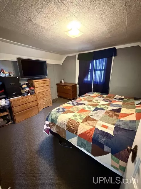 Bedroom - 590 Jasper, Ishpeming, MI 49849 photo 2 of 5