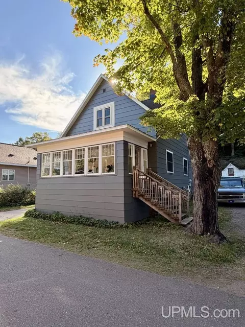 Exterior - 590 Jasper, Ishpeming, MI 49849 photo 2 of 8